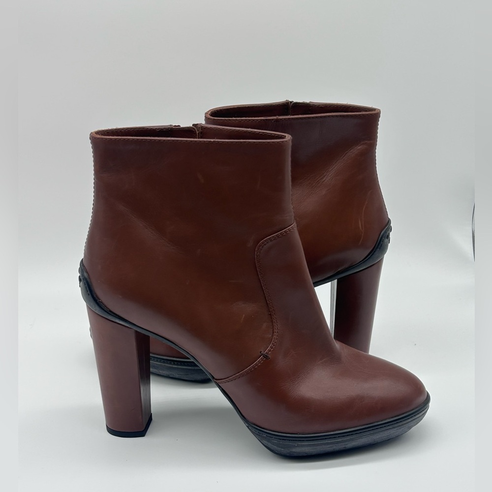 Tod's Brown Heeled Ankle Boots 40.5